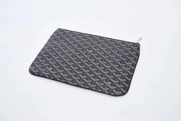 Goyard Saint Louis Pouch Red Coated Canvas Clutch - 6