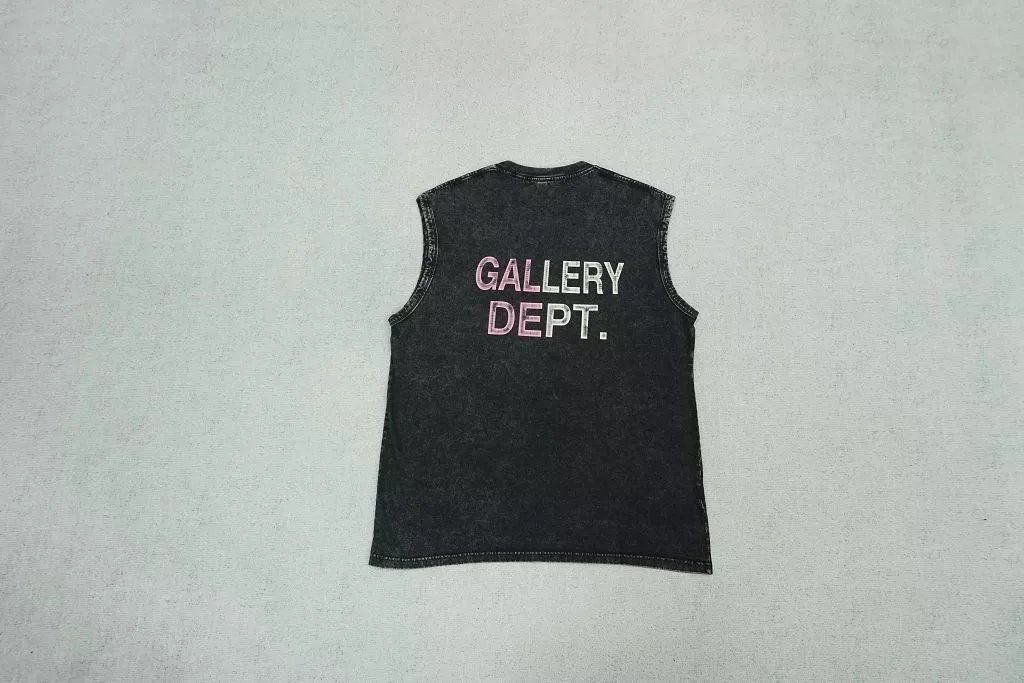 Gallery Dept. Vests Splatter Paint Sleeveless Vest image 2