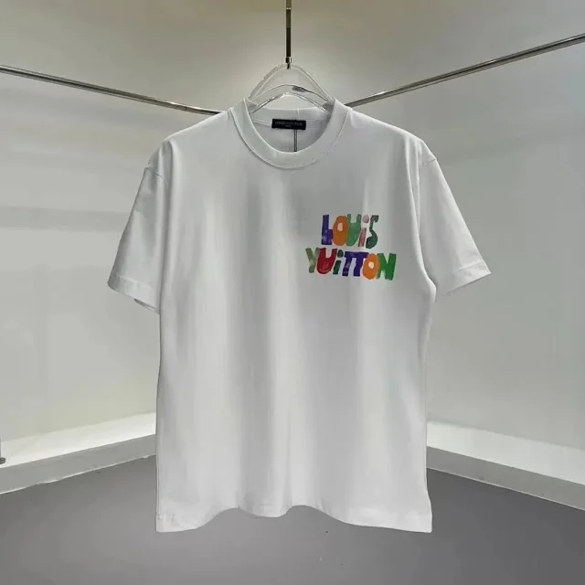 Louis Vuitton T-Shirts Graphic Print Short-Sleeve T-Shirt product detail image 9