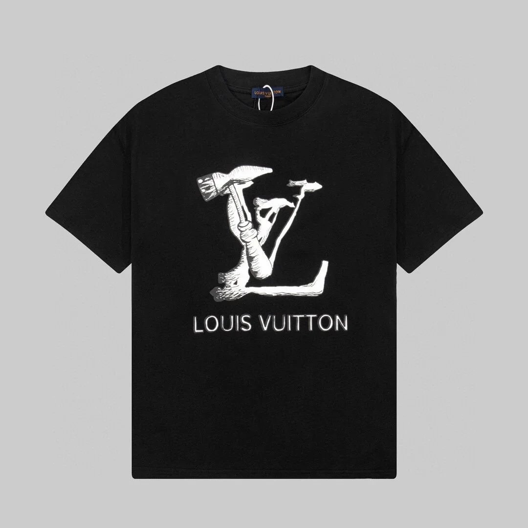 Louis Vuitton T-Shirts Graphic Print Short-Sleeve T-Shirt — 24