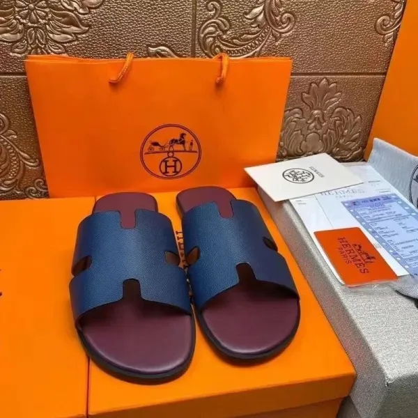 Hermès Oran Sandals Blue and Burgundy Leather Slippers - 1