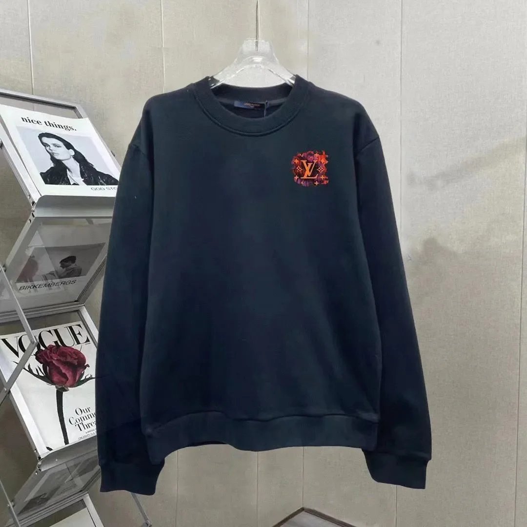 Louis Vuitton T-Shirts Graphic Print Short-Sleeve T-Shirt — 37