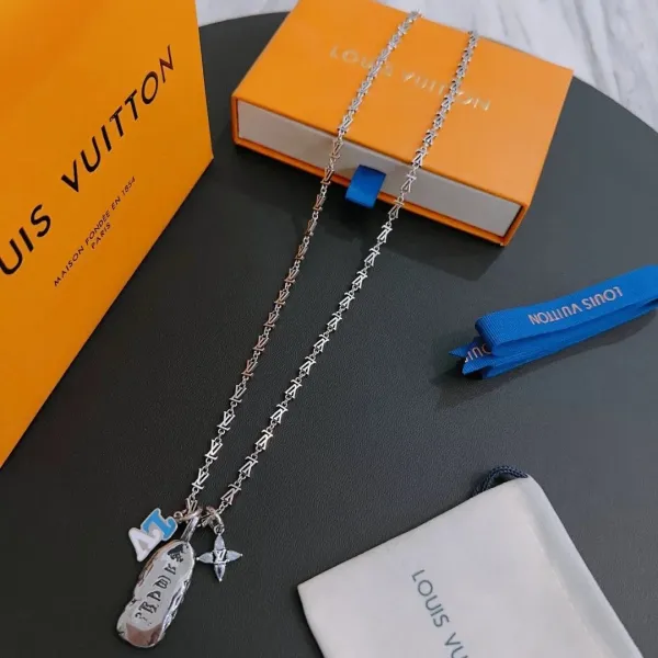 Louis Vuitton LV Volt Necklace Silver - 1