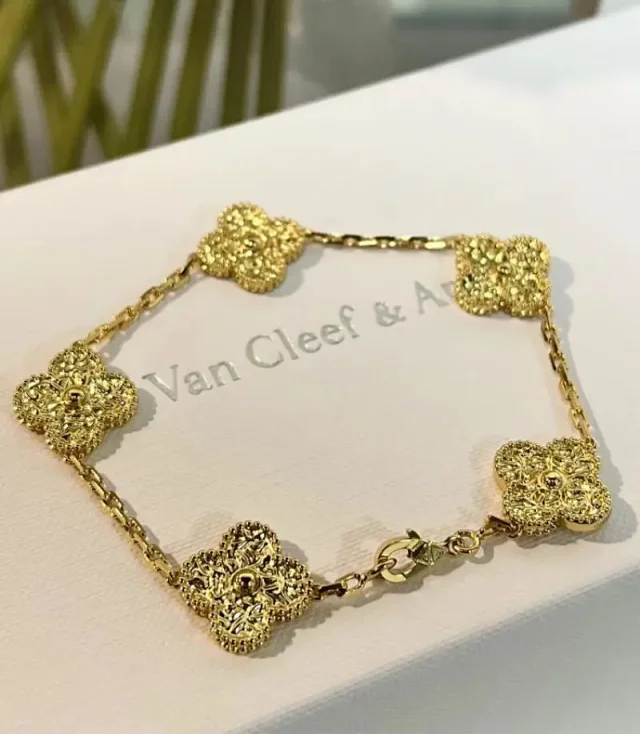Unbranded Jewelry Clover Chain Bracelet product detail image 5