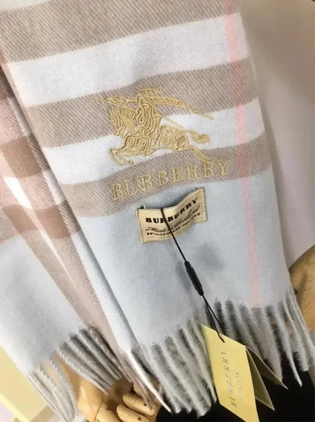 Burberry Scarves Fringed check scarf product detail image 5
