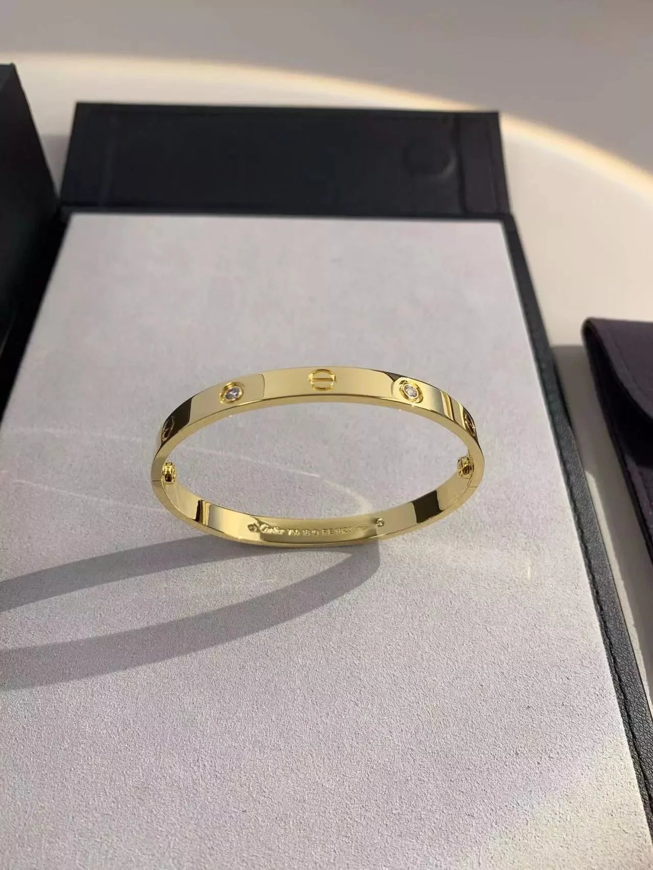 Cartier Jewelry LOVE bracelet with diamond-set screw motifs image 13
