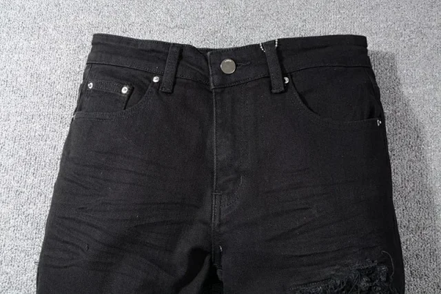 AMIRI Jeans Skinny with Distressed and Star-Appliqué Designs product detail image 5
