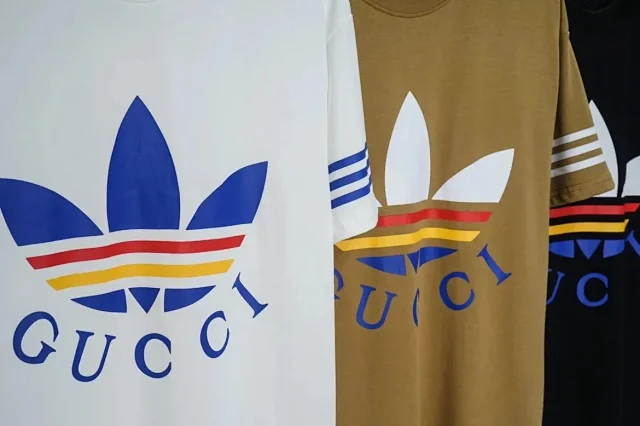 Gucci T-Shirts Trefoil Graphic and Striped Sleeves product detail image 8