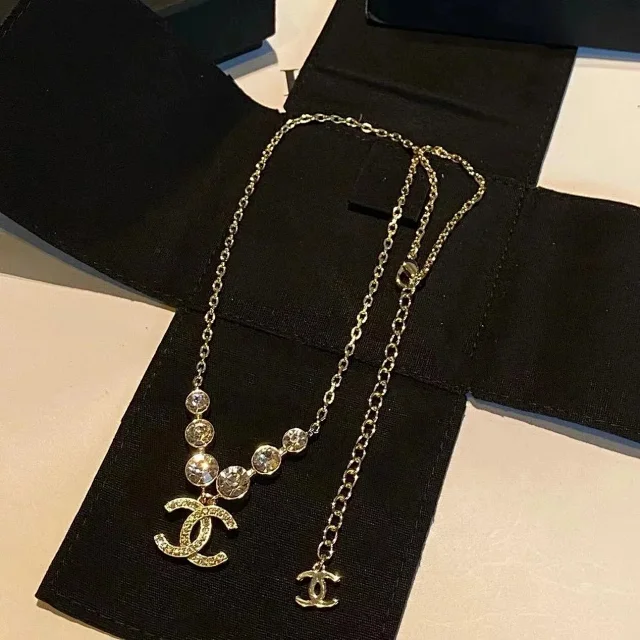 Chanel Jewelry Logo Pendant Necklace product detail image 3