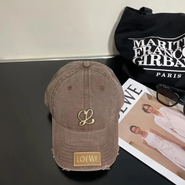 Loewe Logo Patch Distressed Baseball Cap Beige - 1