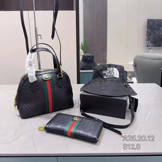 Fendi Handbags Logo Print Top-Handle Handbag product detail image 7