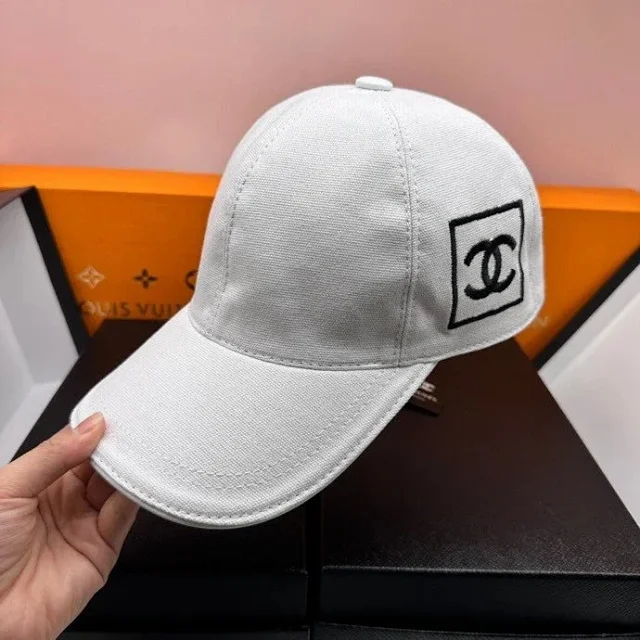 Chanel Hats Logo-Embroidered Baseball Cap product detail image 9