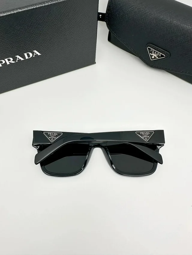 Prada Eyewear Square-frame sunglasses with triangle logo temples product detail image 5