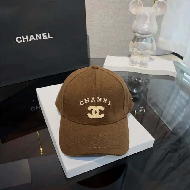 Chanel Hats Logo-Embroidered Baseball Cap product detail image 2