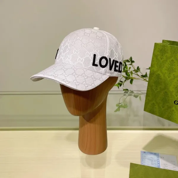 Gucci GG Supreme Pink Baseball Cap - 10