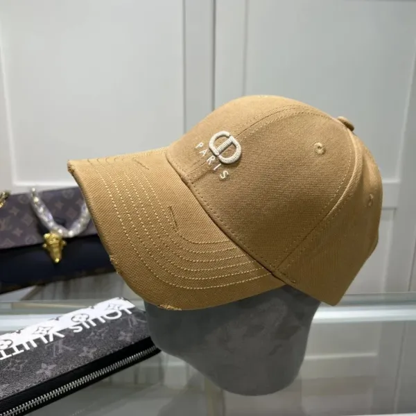 Dior CD Logo Beige Baseball Cap - 1