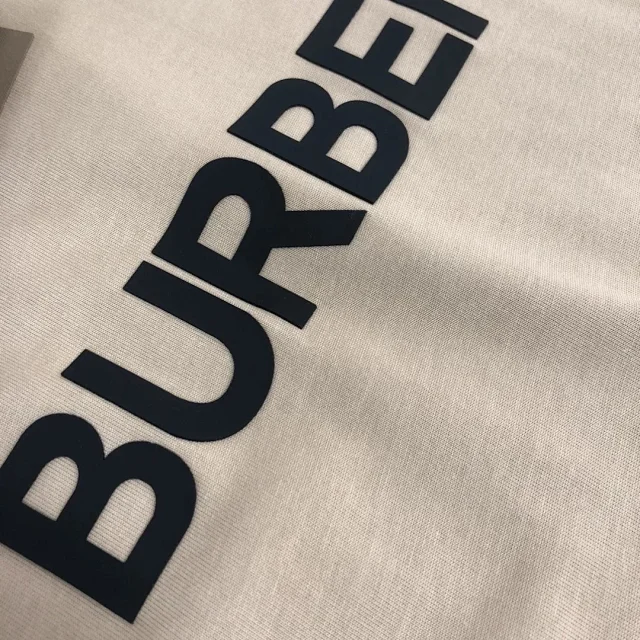 Burberry T-Shirts Crew-neck logo-print short-sleeve T-shirt product detail image 5