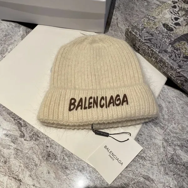 Balenciaga Logo Knit Beanie Beige - 1