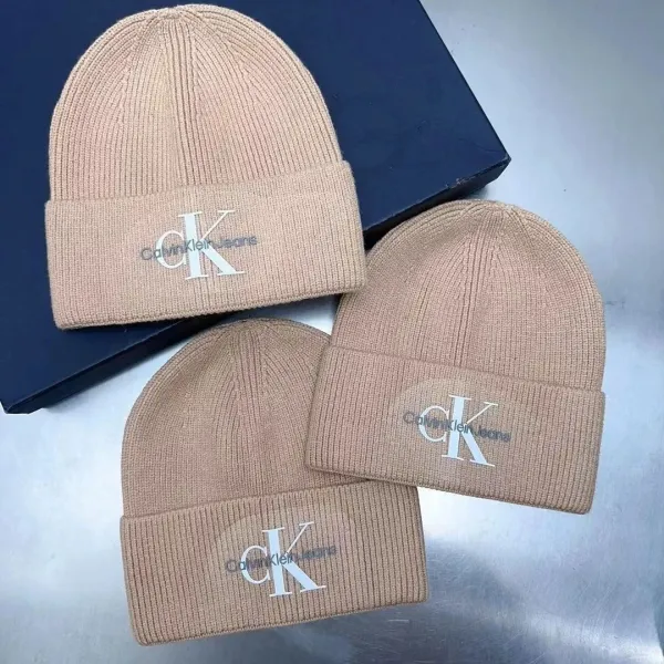 Calvin Klein Jeans Logo Beanie Beige - 1