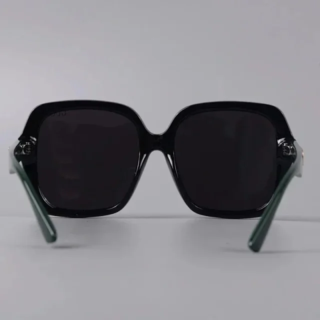 Gucci Eyewear 2293 Oversized Square Sunglasses product detail image 3
