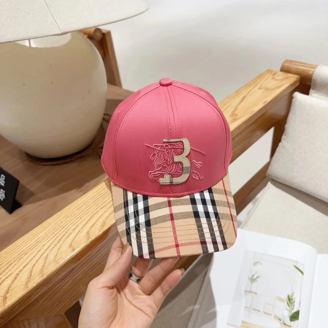 Burberry Equestrian Knight Logo Baseball Cap Pink Beige Check