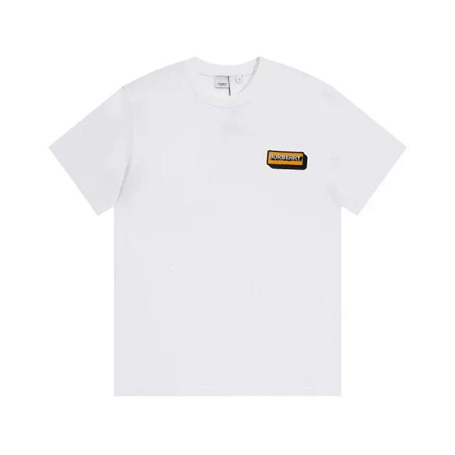 Burberry T-Shirts Short-Sleeve Crew-Neck Graphic T-Shirt product detail image 2