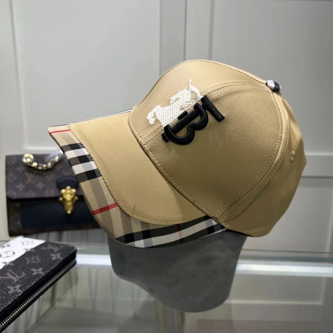 Burberry Horseferry Logo Baseball Cap Beige - 1