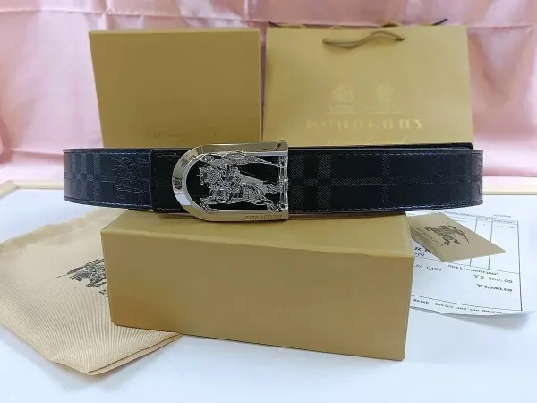 Burberry Knight Buckle Belt Beige Classic Check Leather Belt - 10