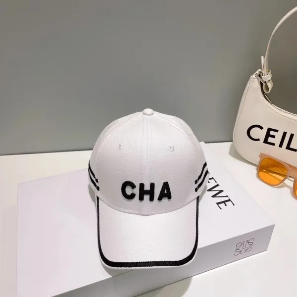 Loewe CHA Baseball Cap White - 1