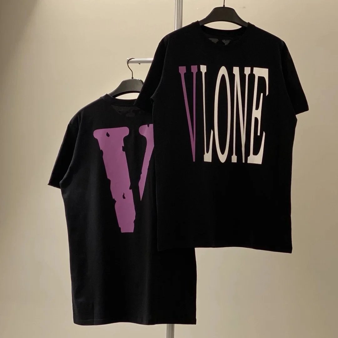 VLONE T-Shirts Short-Sleeve Logo Graphic — 21
