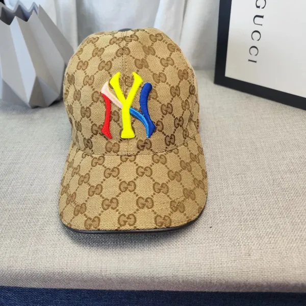 Gucci x MLB New York Yankees GG Monogram Baseball Cap Beige - 4
