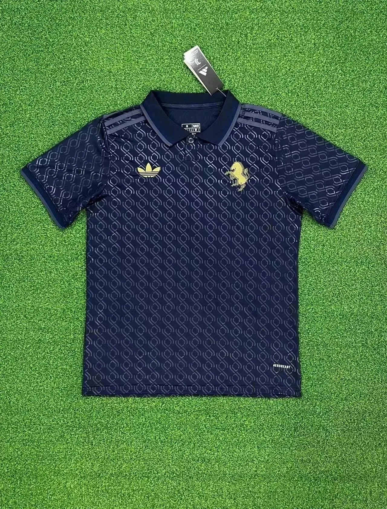 Unbranded Club football jerseys — 24-25 Juventus on two away matches