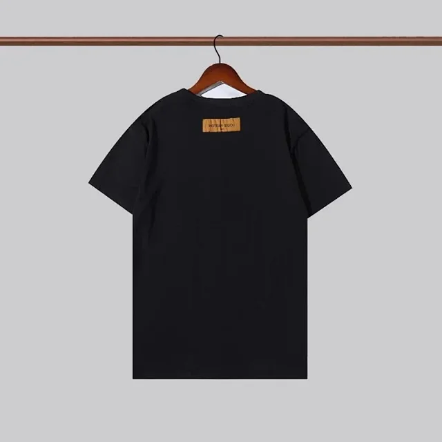 Louis Vuitton T-Shirts Crewneck T-Shirt with Embossed LV Logo product detail image 6