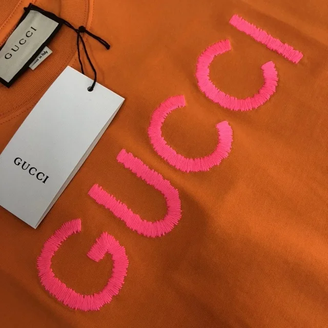 Gucci T-Shirts Logo-print crew-neck product detail image 4
