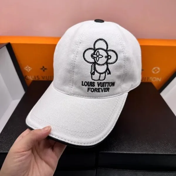 Louis Vuitton x Takashi Murakami Monogram Flower Bear Baseball Cap White - 1