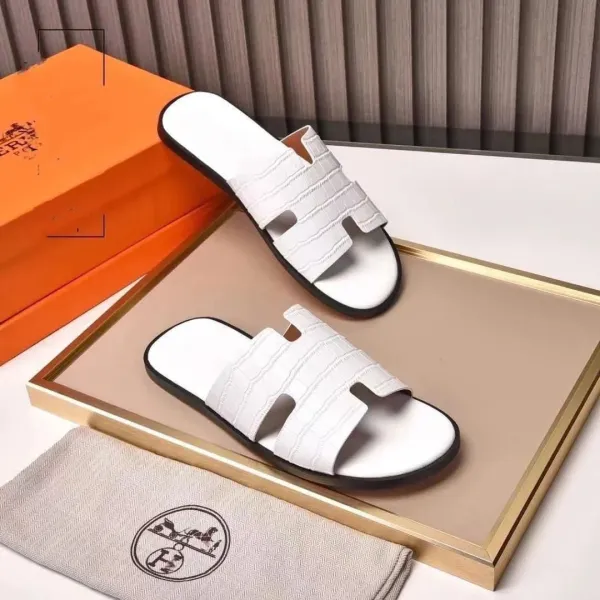 Hermès Oran Slide White Croc-Embossed Leather Slippers - 1