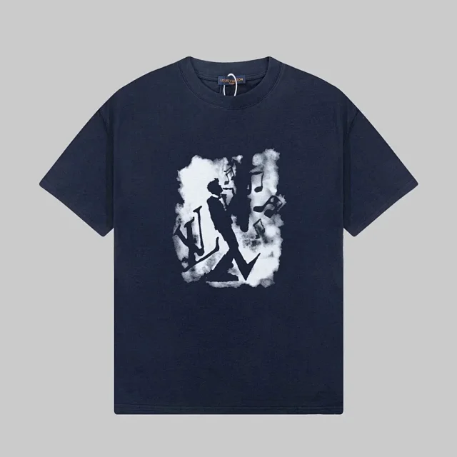 Louis Vuitton T-Shirts LV Logo and Rabbit Graphic Print product detail image 5