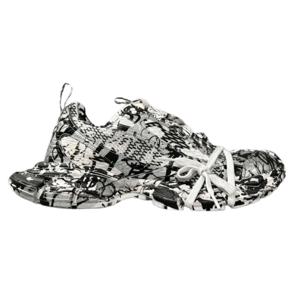 Off-White Diagonal Arrow Low Top Chunky Sneakers - 9