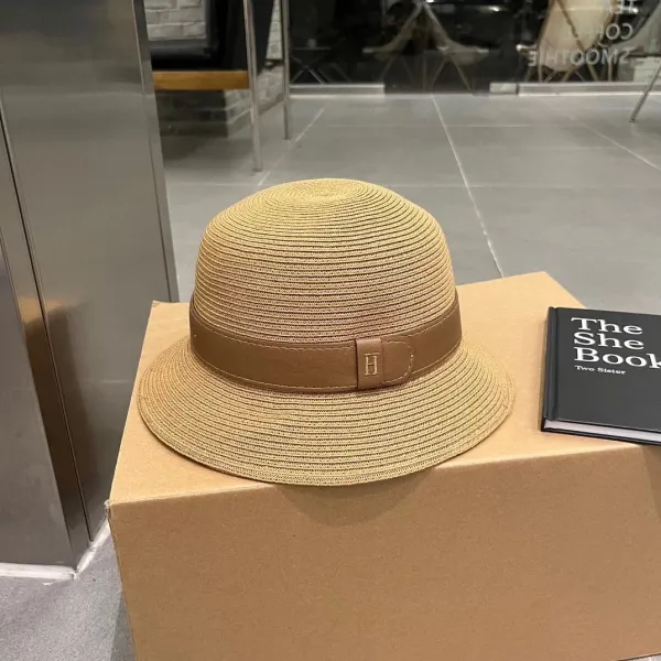 Hermès Straw Boater Hat Beige with Brown Leather Band - 1