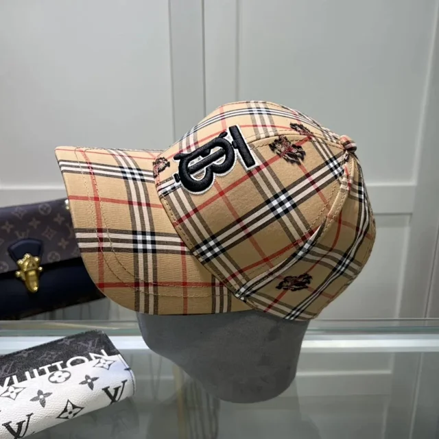 Burberry Hats Embroidered Equestrian Knight Logo product detail image 1