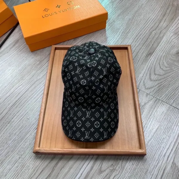 Louis Vuitton Damier Ebene Baseball Cap Brown - 6
