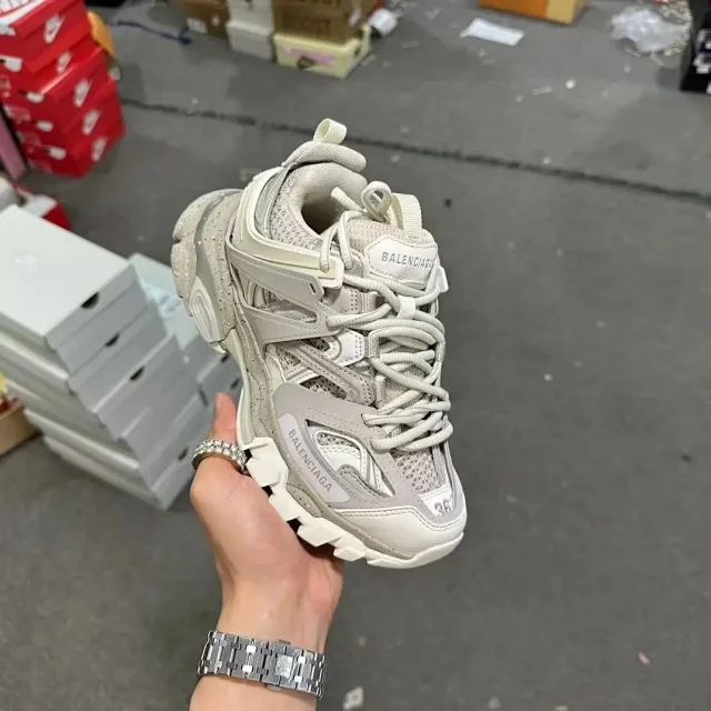 Balenciaga Sneakers Track product detail image 2