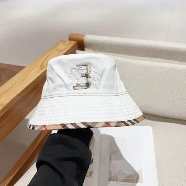 Burberry Hats Embroidered Equestrian Knight Logo product detail image 2