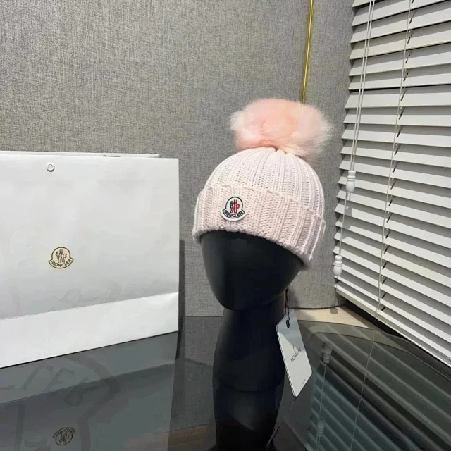 Moncler Hats Ribbed Knit Pom-Pom Beanie product detail image 6
