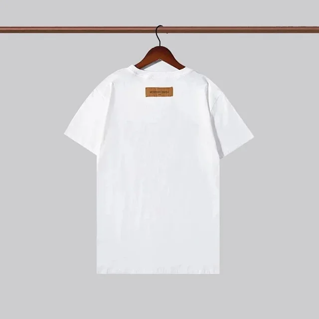 Louis Vuitton T-Shirts Crewneck T-Shirt with Embossed LV Logo product detail image 4