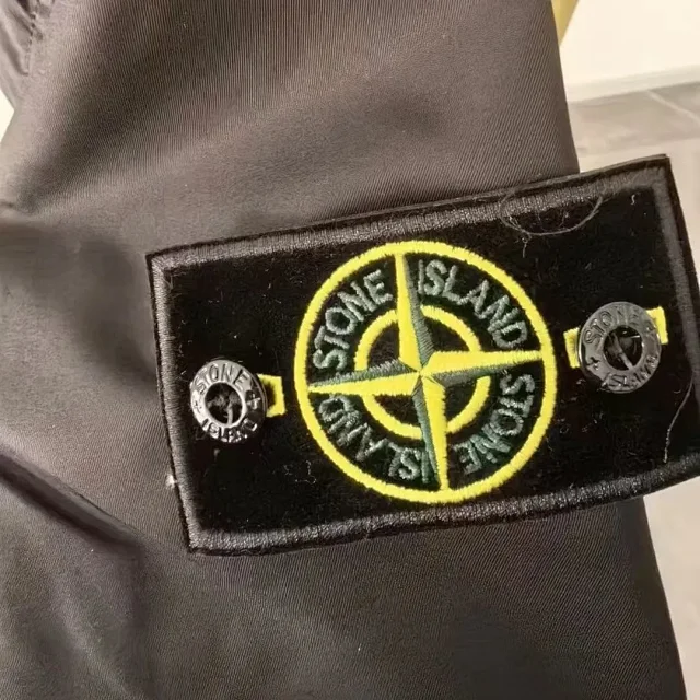 Stone Island Jackets Zip-front overshirt jacket with sleeve compass badge and flap chest pocket product detail image 8