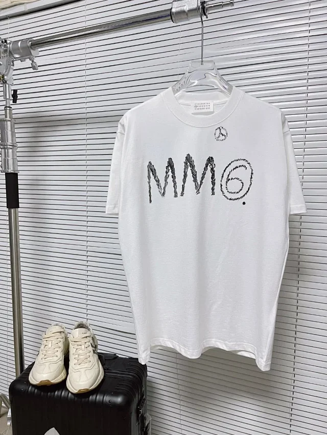 MM6 Maison Margiela T-Shirts Numeric Logo Print product detail image 8
