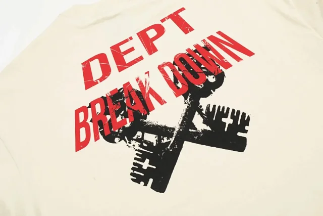 Gallery Dept. T-Shirts Eyes On You Graphic T-Shirt product detail image 8