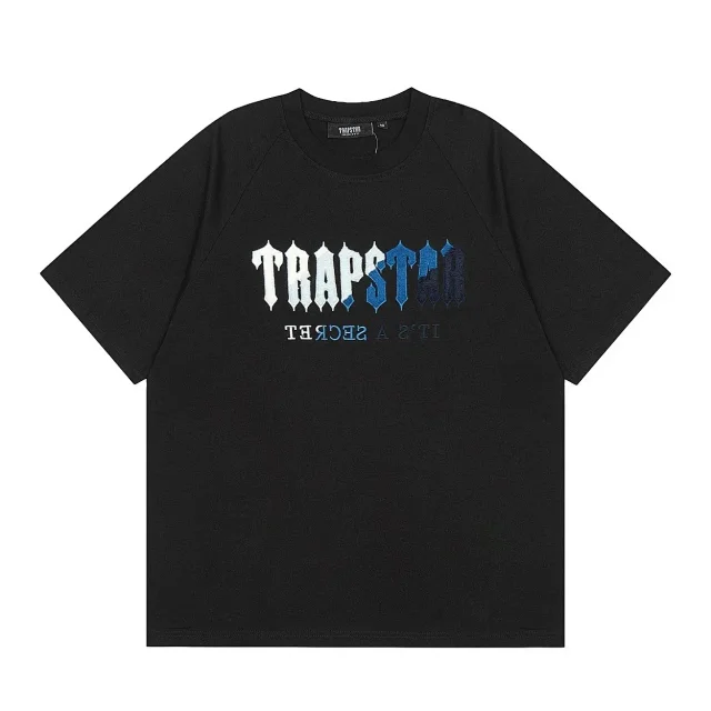 Trapstar T-Shirts Graphic Print Short-Sleeve T-Shirt product detail image 8