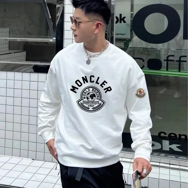 Moncler Hoodies & Sweatshirts Crewneck logo-print sweatshirt product detail image 11